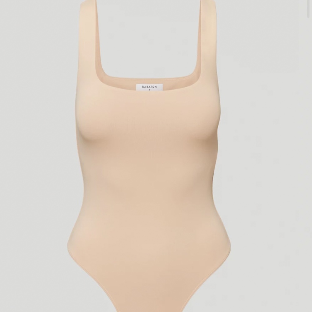 Aritzia Babaton Contour Bodysuit NWT size xs